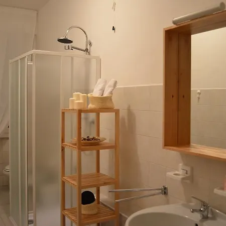 Yourhouse San Raffaele 밀라노