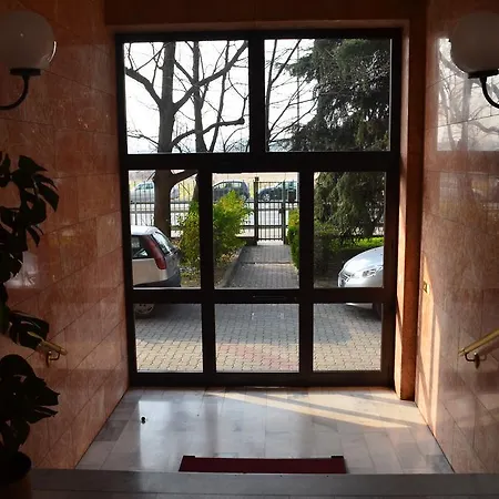 Yourhouse San Raffaele 아파트 밀라노
