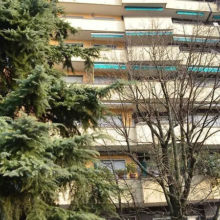 Yourhouse San Raffaele 아파트